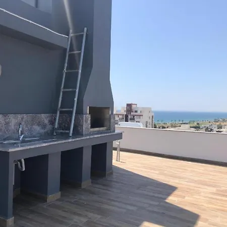 Long Beach Resedence *